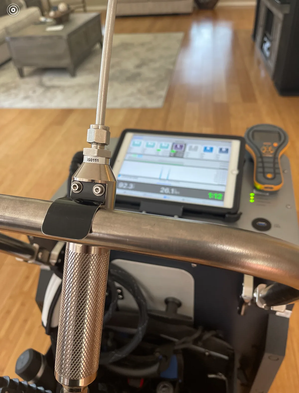 InstaScope real-time airborne mold detection unit sampling live particle counts in a South Florida home
